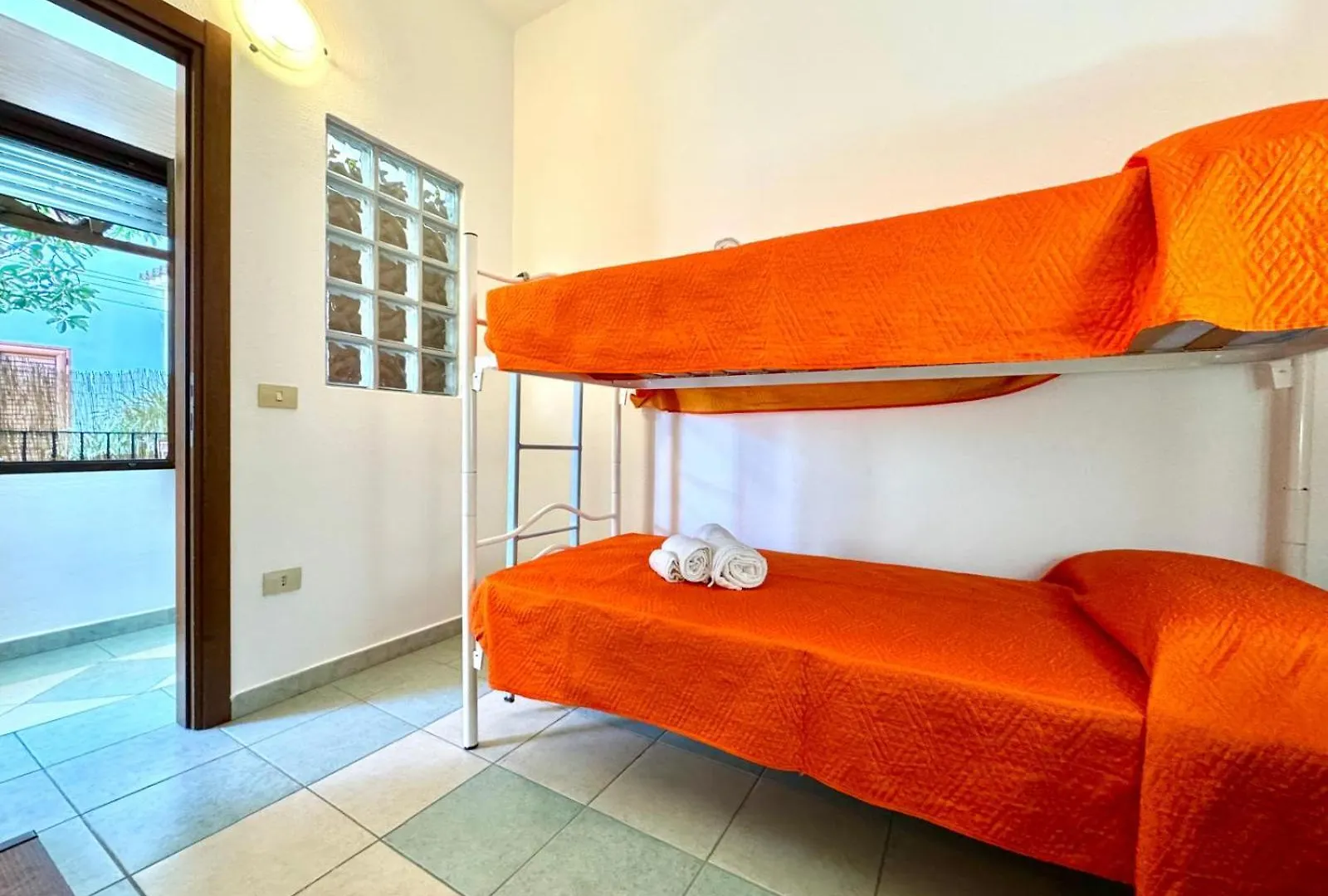 La Corte Della Pavoncella Bari Sardo Apartment
